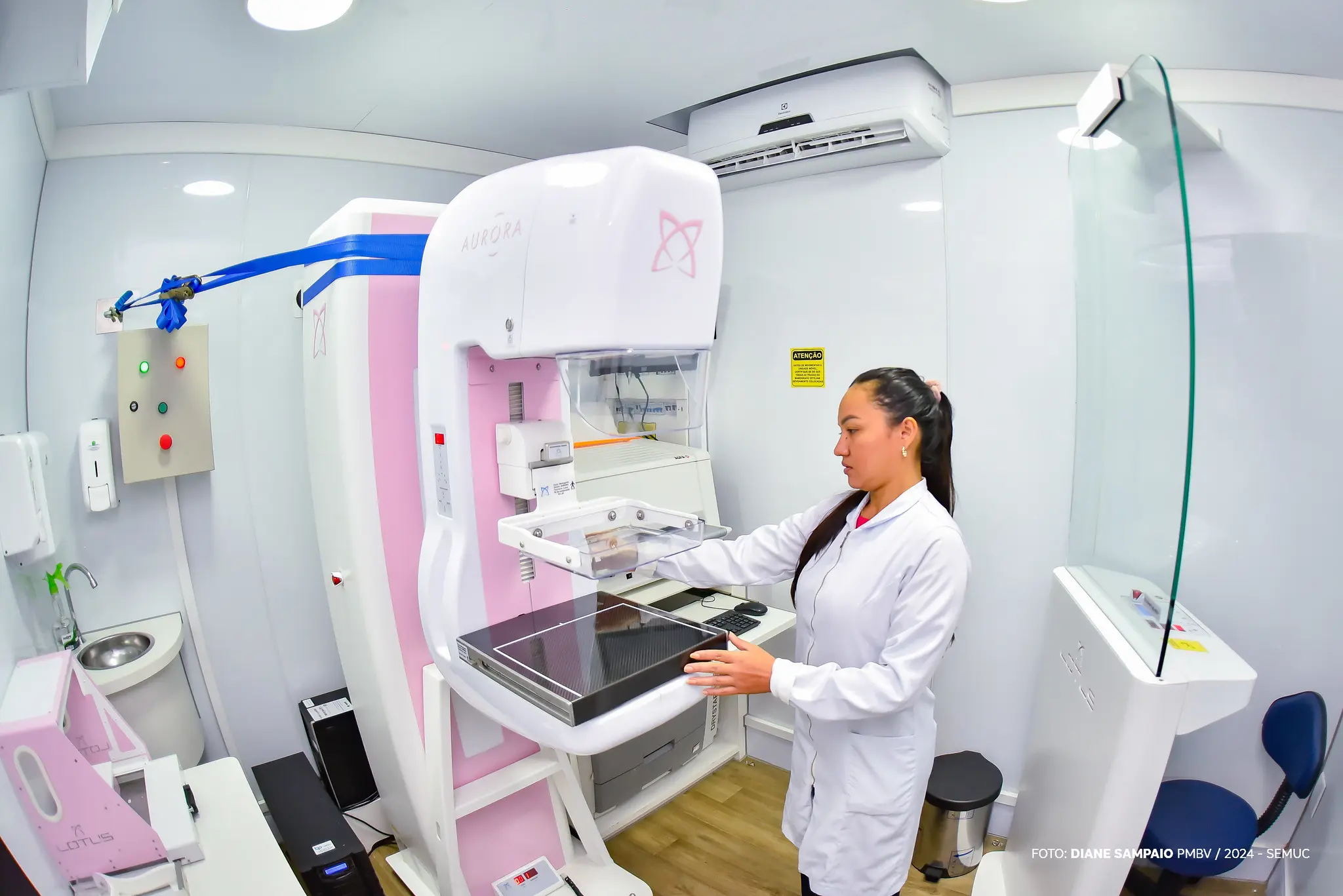 1759604597 525 Prefeitura intensifica acoes contra cancer de mama e colo