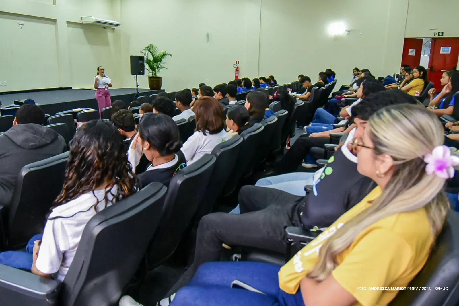 1759952049 691 Projetos sociais comecam preparativos do Natal da Paz