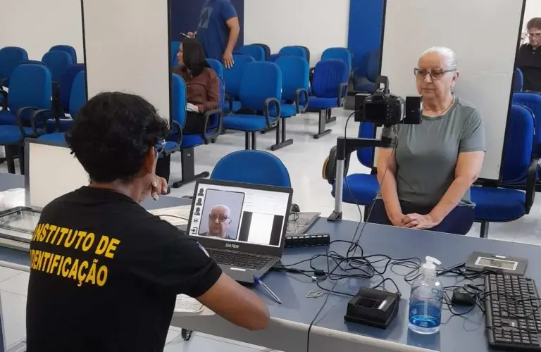 CAER Acao de emissao da carteira de identidade nacional 3