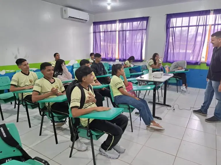 Capacitacao para atendimento emergencial a estudantesneurotipicos e neurodivergentes Ascom Seed 2 sc