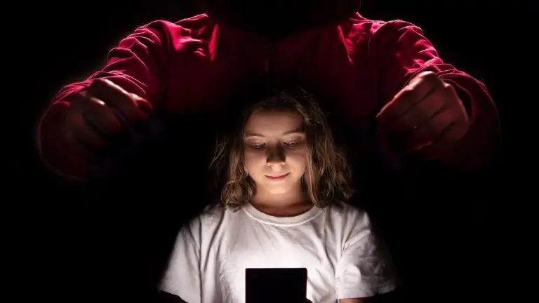 Crimes cibernéticos invadem salas de aula e prejudicam o aprendizado