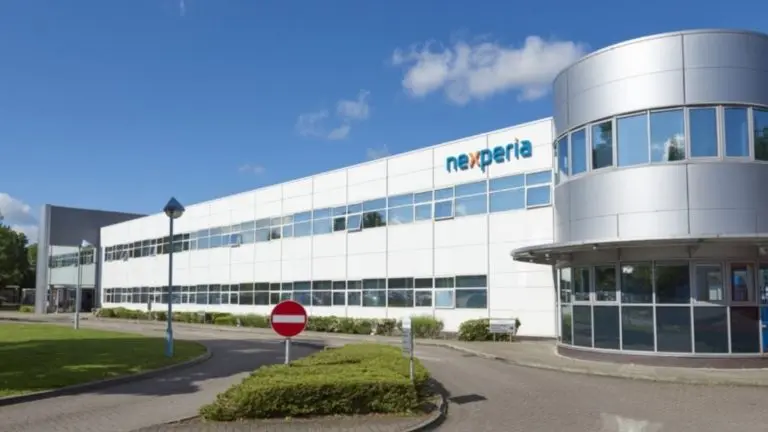 Governo holandês assume controle sobre fabricante chinesa de chips no país