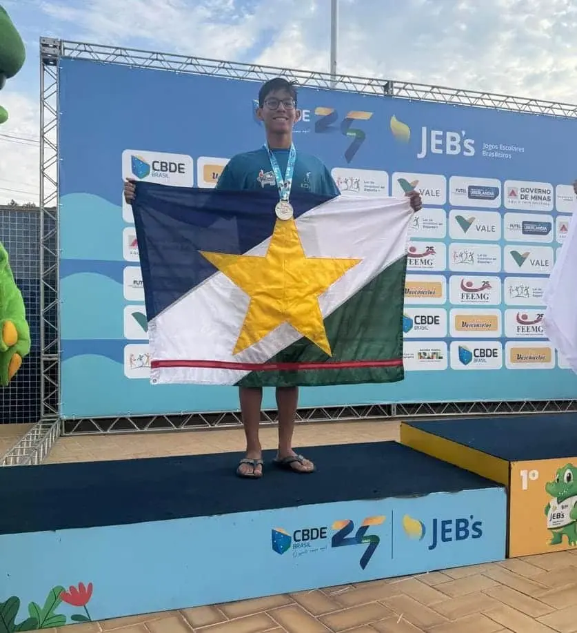 Roraima garante sua primeira medalha nos Jogos Escolares Brasileiros 2025 1 Premiacao do atleta Marco Antonio Gomes na Natacao Ascom Seed 2