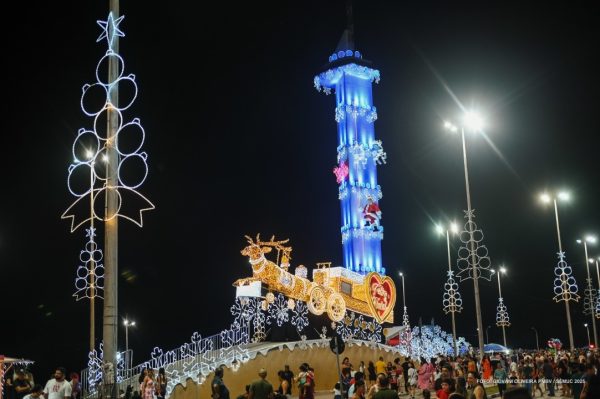 Boa Vista inaugura iluminação natalina com emoção e cores 5 101125