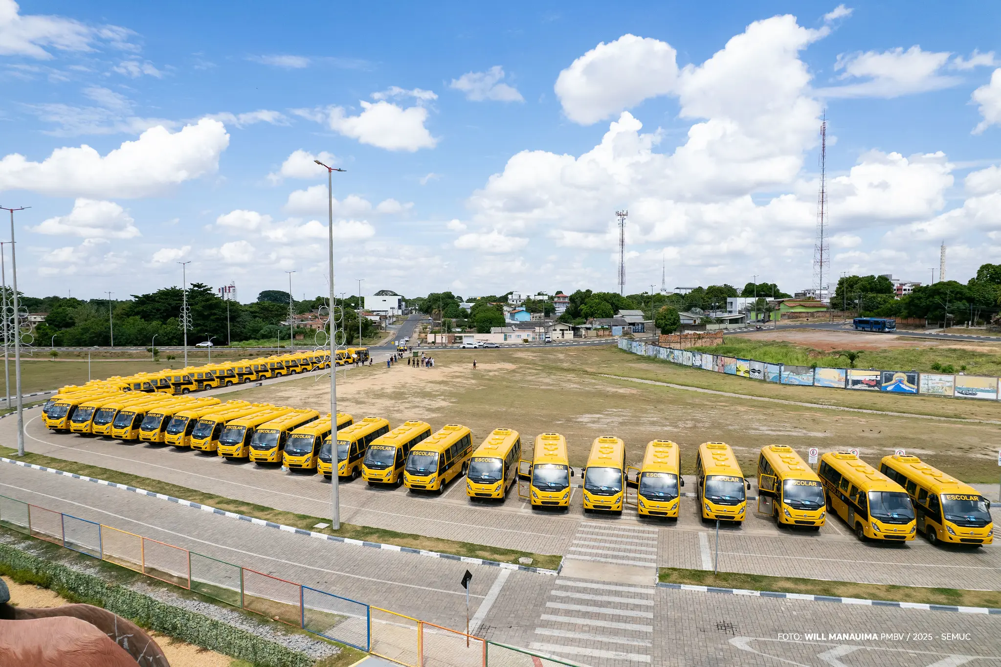 1763235649 402 Boa Vista recebe 84 novos onibus escolares para rede municipal