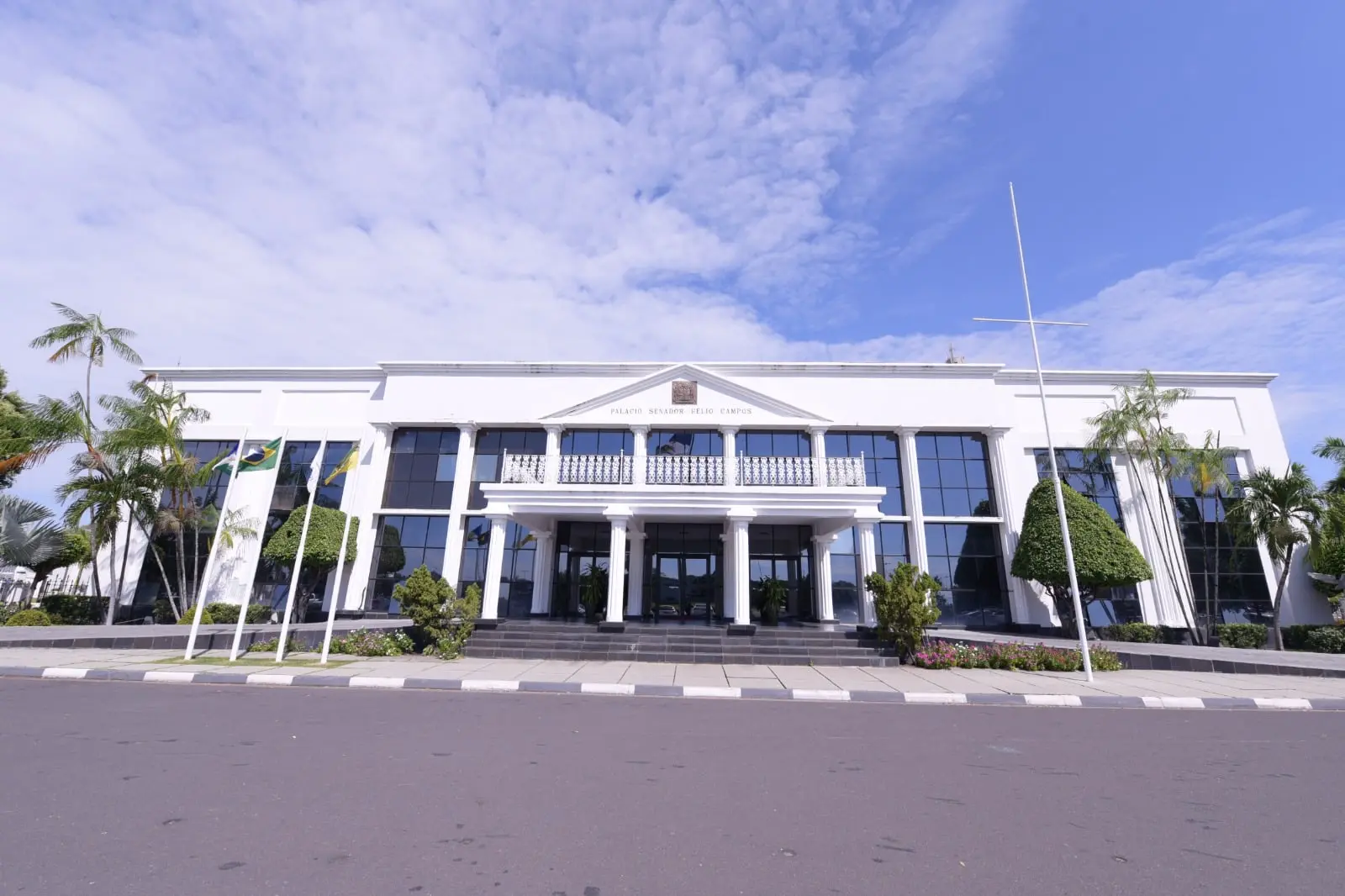 Fachada Palacio Senador Helio Campos Secom RR 1