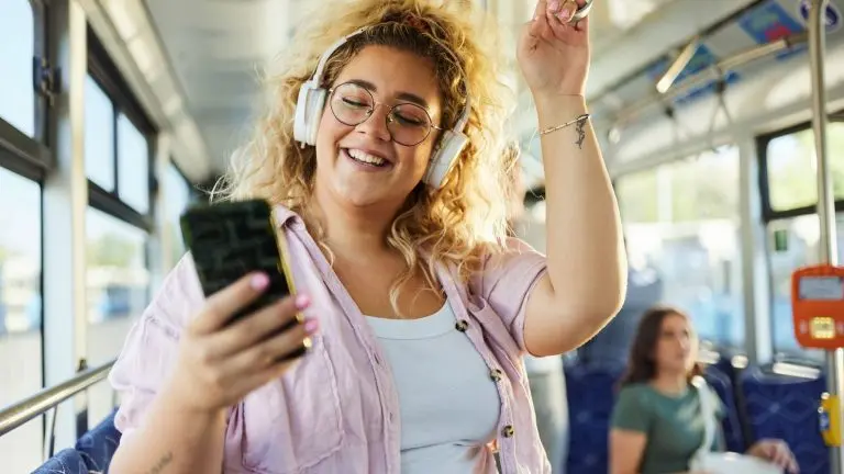 Guia 2025: os fones de ouvido com o melhor cancelamento de ruído