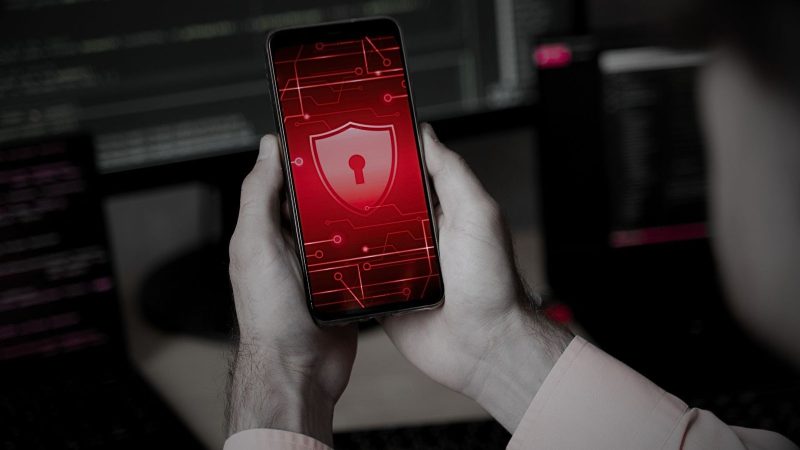 Suspeitos são detidos após aplicar o “golpe do advogado” e desviar mais de R$ 1,4 milhão. 1 Suspeitos são detidos após aplicar o “golpe do advogado” e desviar mais de R$ 1,4 milhão.