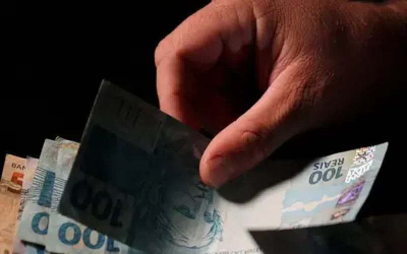 Despesas tributárias do Brasil em 2026 podem alcançar 7,1% do PIB, aponta estudo da FGV 1 uh78Lyfqe2erxiRkc8j4jhGx.webp