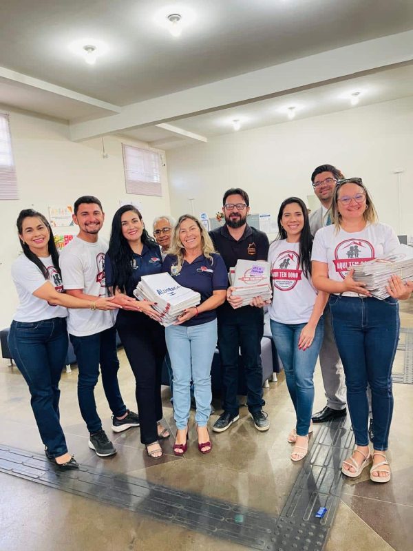 Estado de Roraima entrega escrituras públicas aos moradores do Alvorada I 2 AQUI TEM DONO 3