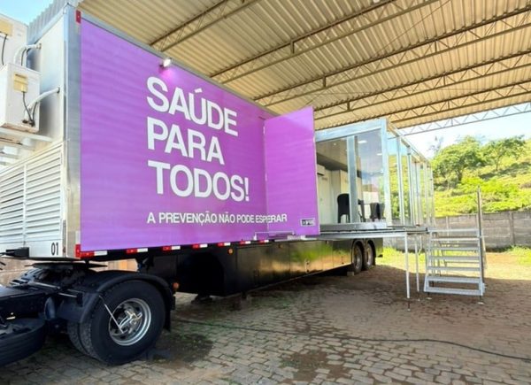 Carreta da saude da mulher 2