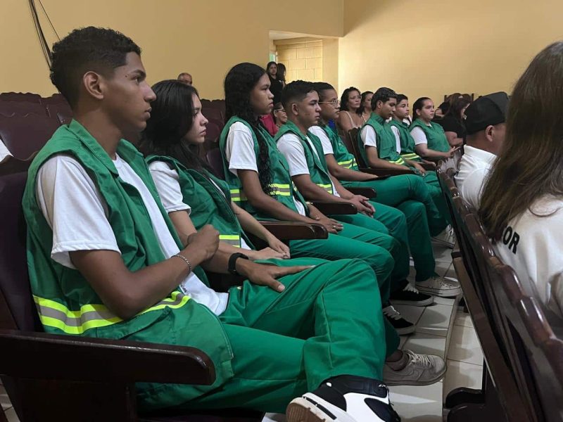 Conclusão de projeto comove famílias e evidencia a importância da educação sanitária em Roraima 1 Encerramento da Edicao 2025 do Projeto Sanitarista Mirim Ascom Aderr 2 2