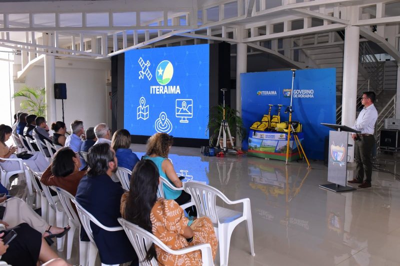 Governo investe mais de R 5 milhoes em tecnologia para regularizacao fundiaria em Roraima Fernando O