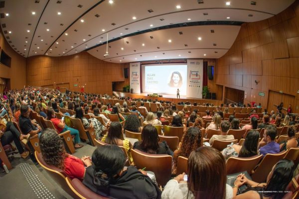 55063460160 62da534483 k