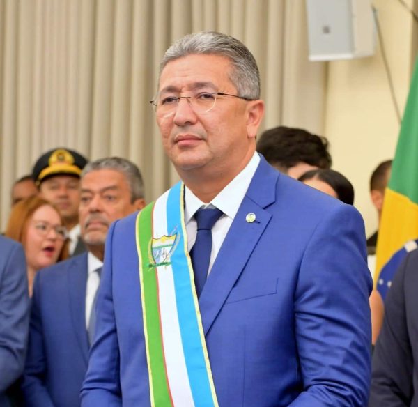 Governador Edilson Damiao e1774721977445