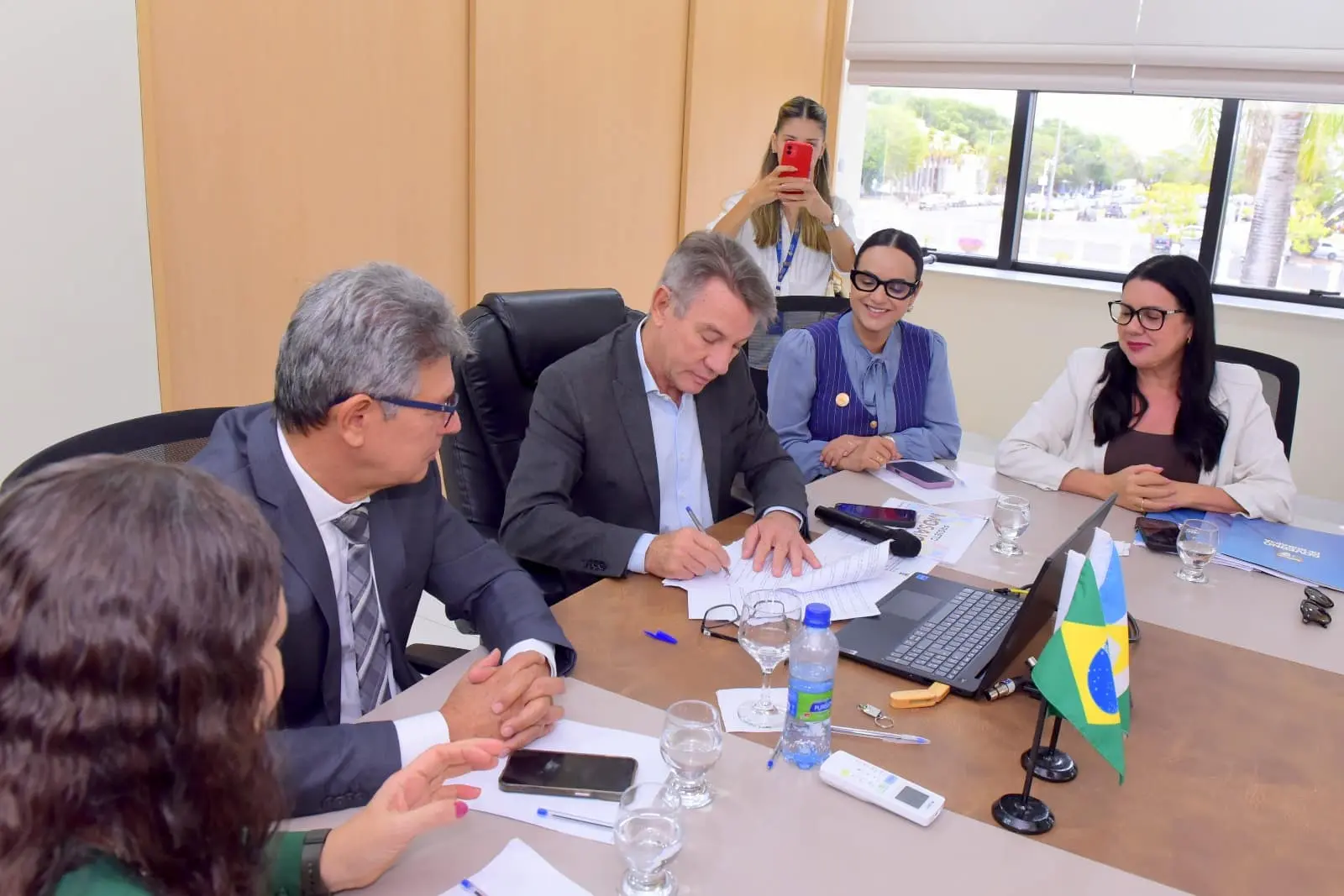 Governo cria comite para combate ao trafico e a violencia sexual contra criancas e adolescentes Fern