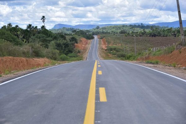 Governo de Roraima inaugura pavimentação de estrada vicinal estratégica em Amajari 7 Vicinal Tronco Trairao no municipio de Amajari 2
