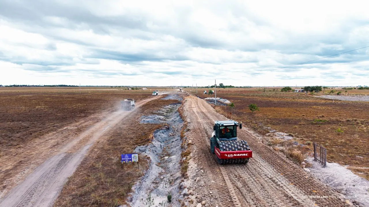 Boa Vista recupera vicinal Bem-te-vi com 4 km de piçarra 1 capaaabomintento