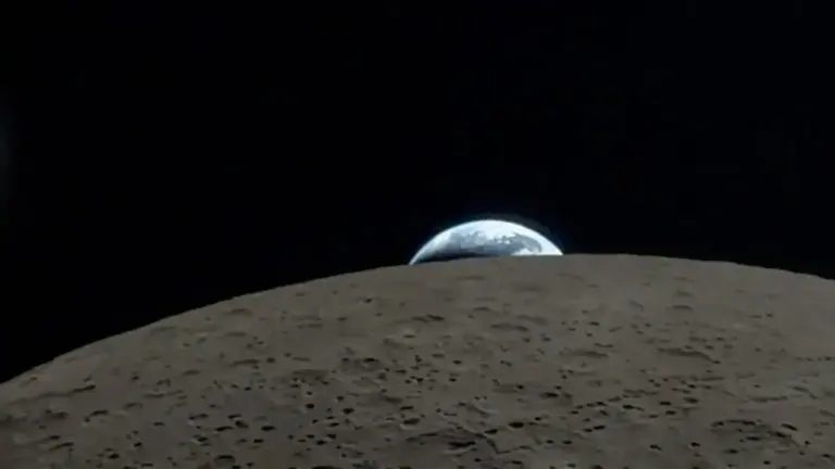 Artemis II: astronauta da missão captura cena inédita com iPhone 17 Pro Max
