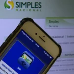 Simples Nacional: parlamentares do DF e do CE afirmam que revisão dos limites pode estimular emprego e renda 7 dEhNZYuSgTADLKLXiouaCsxm.webp