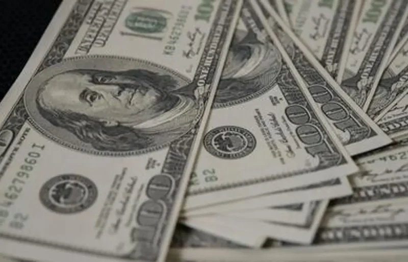 Dólar: moeda fecha última sessão em baixa 1 tG4js1waZoRQNeauif6AdpGD.webp