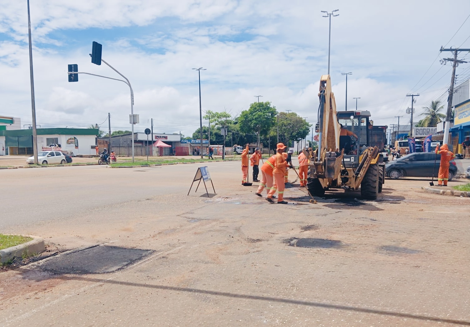 1780433121 829 Recuperacao viaria revitaliza Avenida das Guianas bairro 13 de Setembro