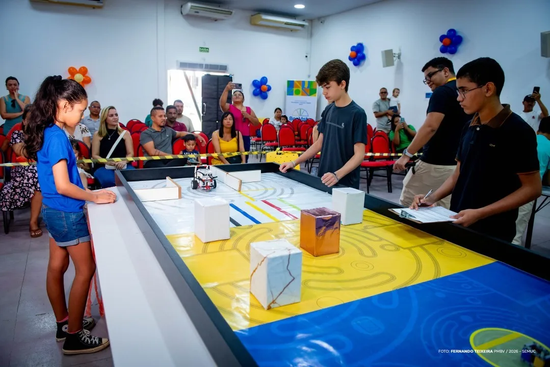 Torneio de Robótica do CMI celebra criatividade e colaboração 1 55310376515 5292e8eca3 k