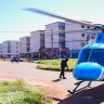 Helicóptero do governo durante a Operação Força Total no Vila Jardim, em Boa Vista
