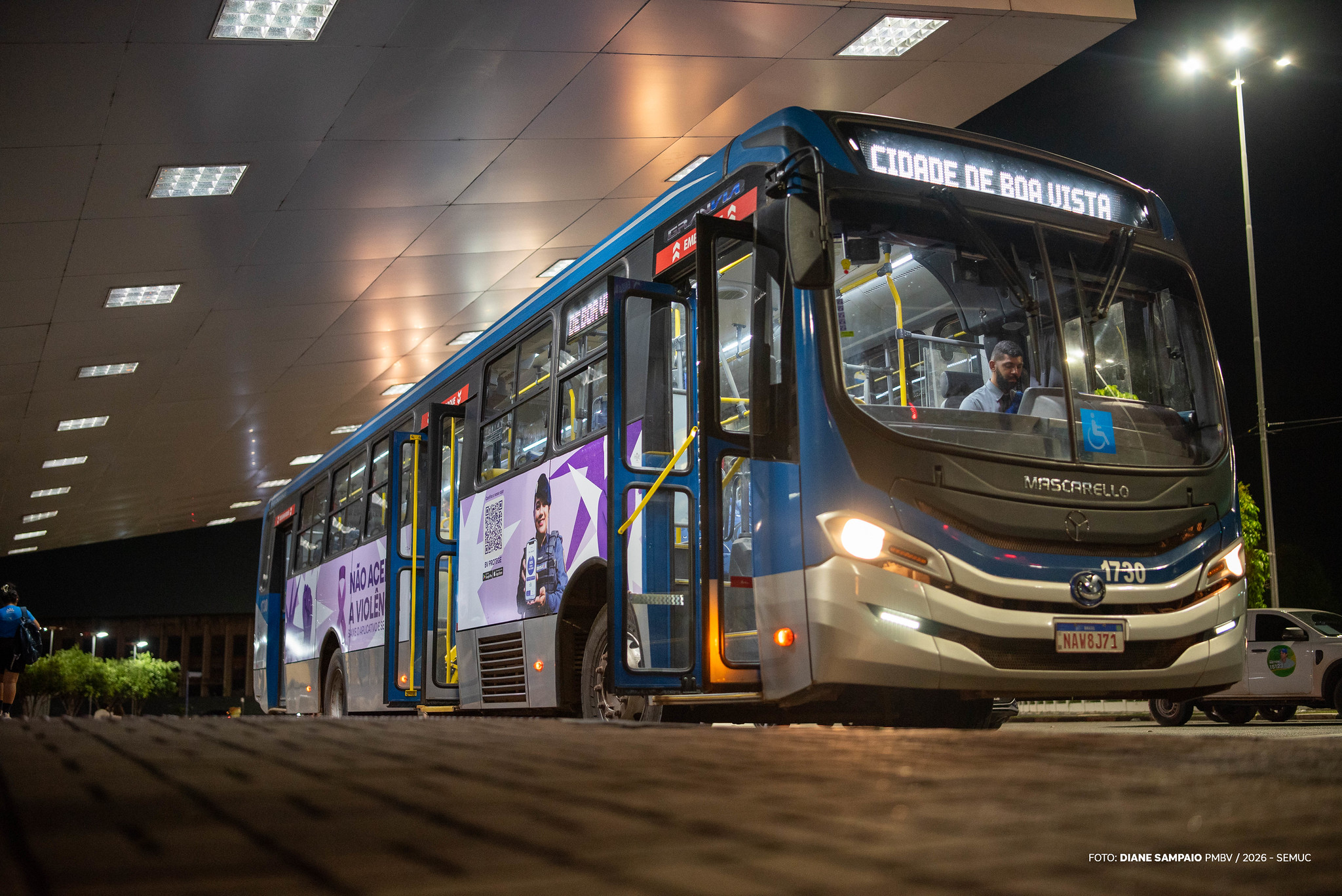 1787174999 365 Passageiras podem solicitar parada noturna em local seguro