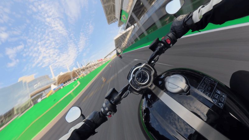 Minha visita ao Festival Interlagos 2026: como tecnologia e segurança estão reinventando as motos