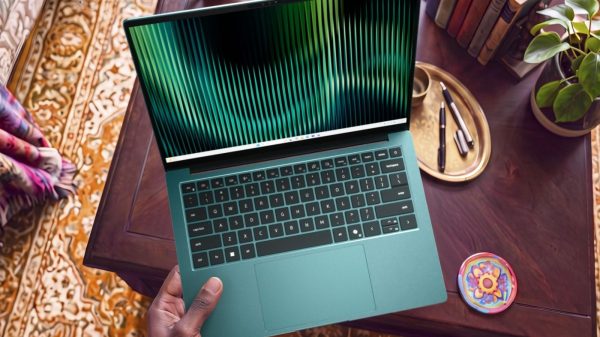 Novo Dell 14S é lançado em cores renovadas e vem com Intel Panther Laker — veja os detalhes