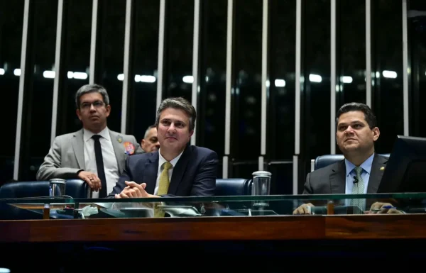 Confederacao diz que PEC da Seguranca exclui municipios do repasse.webp